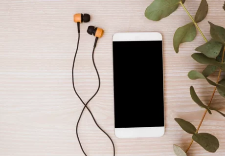 Apa itu Podcast? Pengertian, Jenis, Aplikasi dan Cara Buatnya