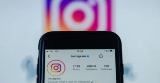 3 Cara Menghapus Akun Instagram Sementara & Permanen