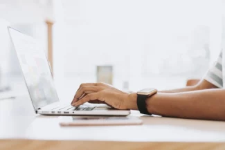 17 Cara Mendapatkan Uang dari Internet untuk Pemula, Mudah!