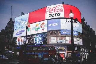 15 Contoh Iklan Penawaran yang Menarik, Ini Tips Membuatnya!