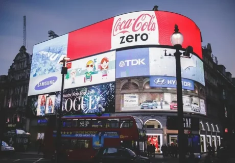15 Contoh Iklan Penawaran yang Menarik, Ini Tips Membuatnya!