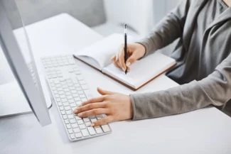 Apa itu Copywriting? Pengertian, Jenis, Contoh & Cara Buat
