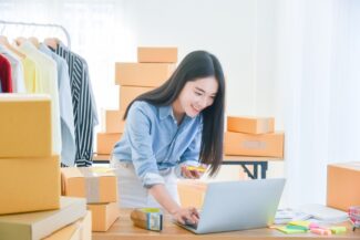 11 Cara Jualan Online untuk Pemula Bermodal Kecil & Laris!