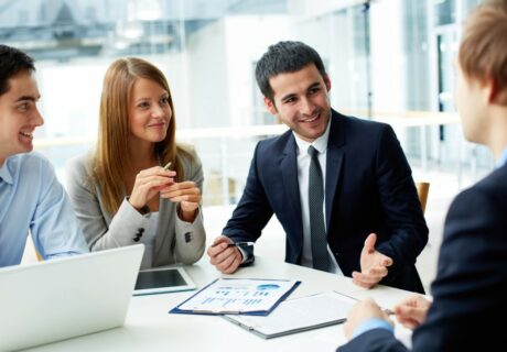 3 Tips Memilih Aplikasi Laporan Keuangan yang Tepat untuk Bisnis