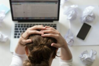 Pentingnya Menjaga Kesehatan Mental, Hindari Burnout