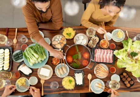 10 Ide Bisnis Makanan Khas Tahun Baru 2024 di Indonesia