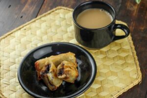 Camilan Pendamping Kopi, Pisang Goreng Jadi Favoritnya!