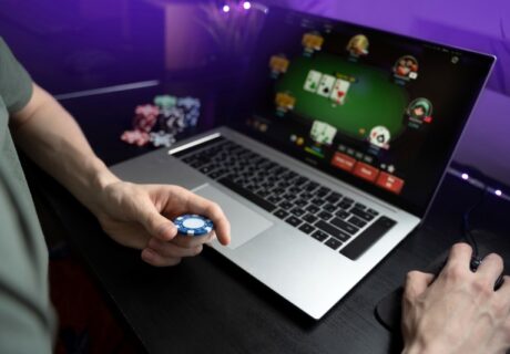 84% Pengguna Internet Indonesia Terpapar Iklan Judi Online