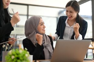 Survei Populix: Kesetaraan Perempuan di Dunia Kerja Saat Ini