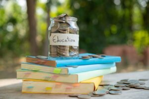 Biaya Pendidikan S2: Ini Tips Menghitung dan Merencanakannya