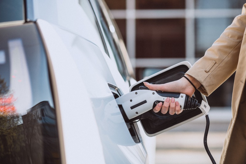 Electric Vehicle Brand Strategy to Win Indonesian Families