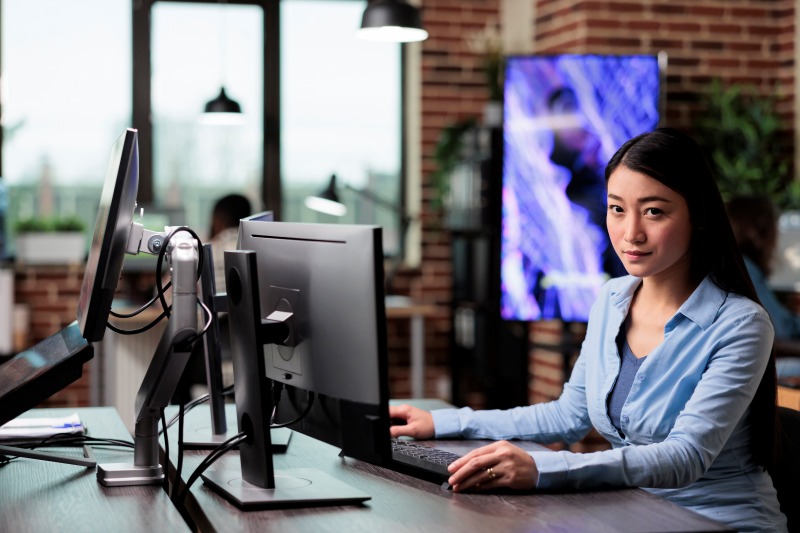 7 Software HRIS Enterprise Terbaik untuk Tingkatkan Efisiensi Bisnis